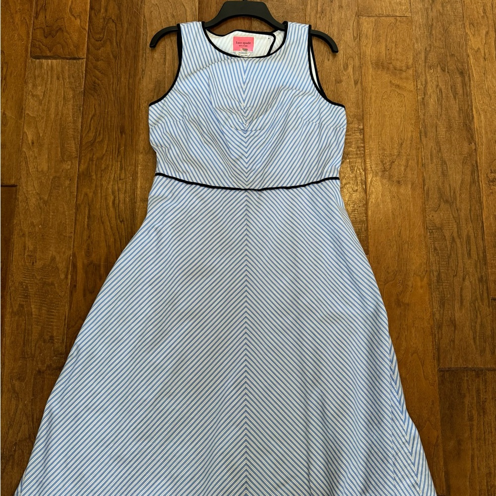 Kate Spade ♠️ Dress. 👗 Used, in good condition. Size: 14